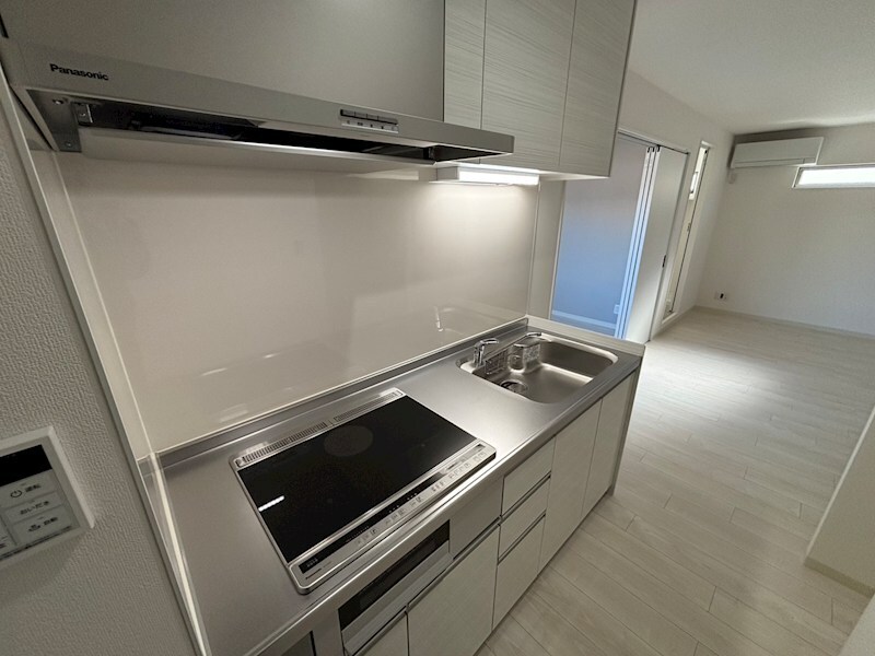 クリエオーレ崇徳院の物件内観写真