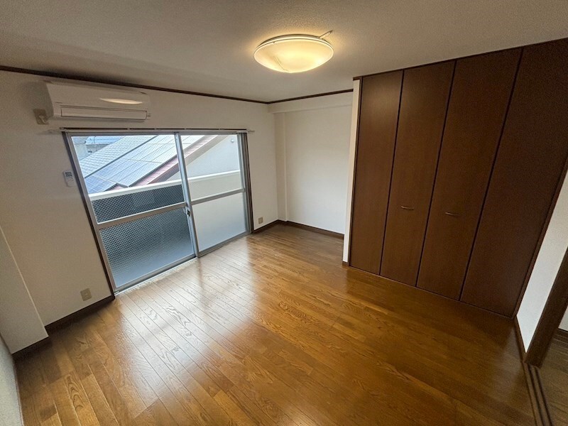 フェアリーテール出屋敷の物件内観写真