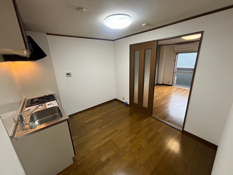 フェアリーテール出屋敷の物件内観写真