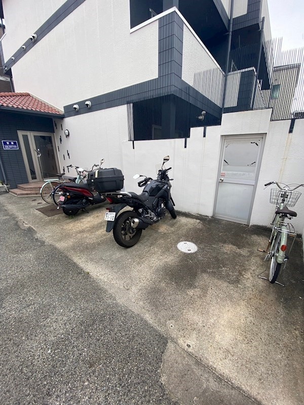 フェアリーテール出屋敷の物件内観写真