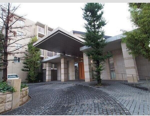 ザ　レジデンス豊中　F棟の物件外観写真