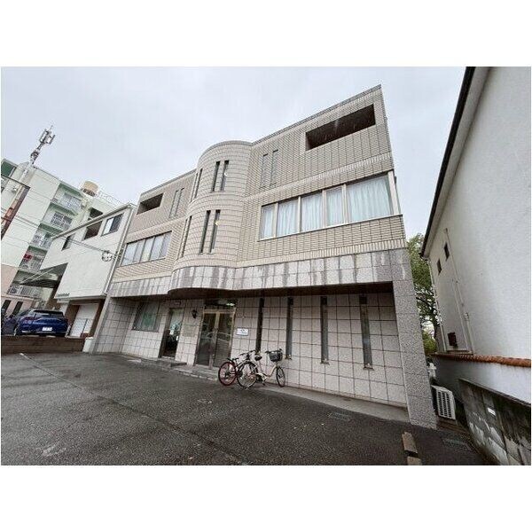 笹部ビルの物件外観写真