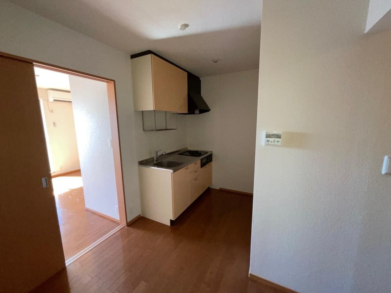 エスコート行基の物件内観写真