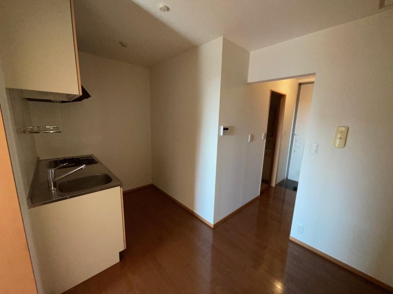 エスコート行基の物件内観写真