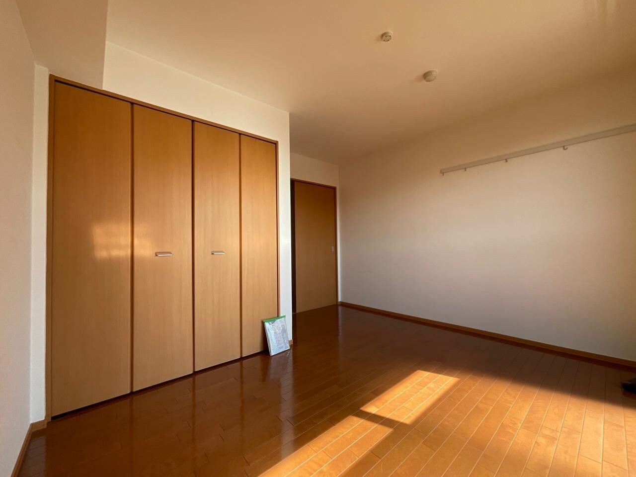 エスコート行基の物件内観写真