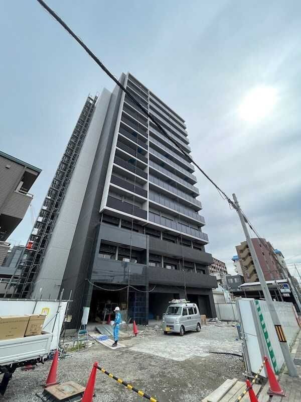 プレサンス東三国エンブレイスの物件外観写真