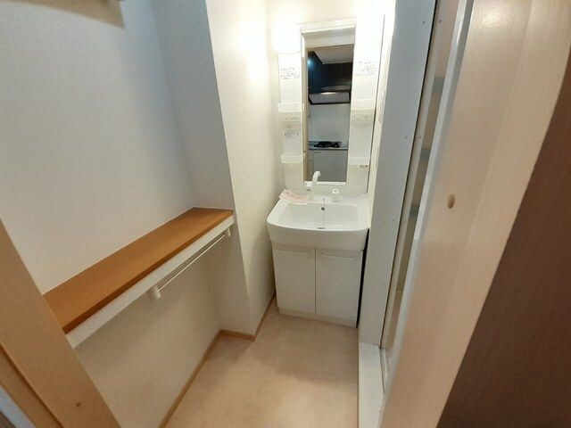 サン　ローズの物件内観写真