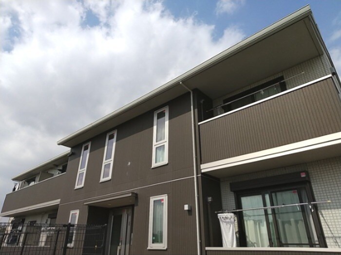 フォールズマリュードの物件外観写真