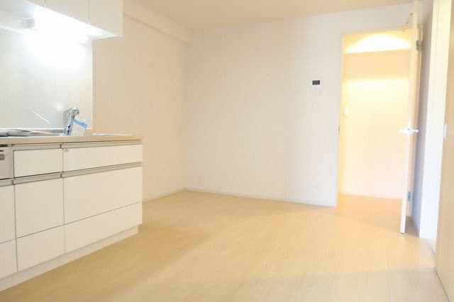 パイン　ガーデン　イケダの物件内観写真