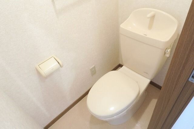 ヴィヴィッドの物件内観写真