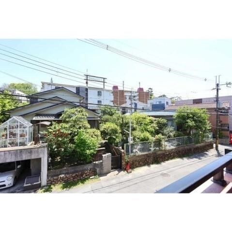 ローレル関大前の物件内観写真