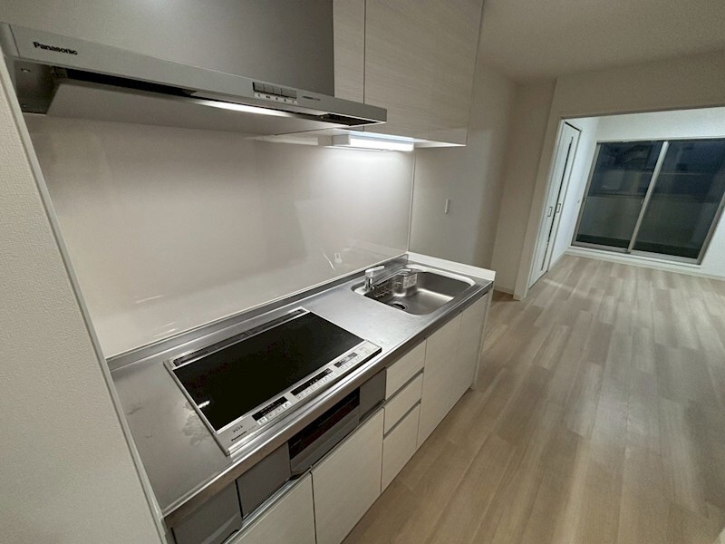 クリエオーレ猪名寺の物件内観写真