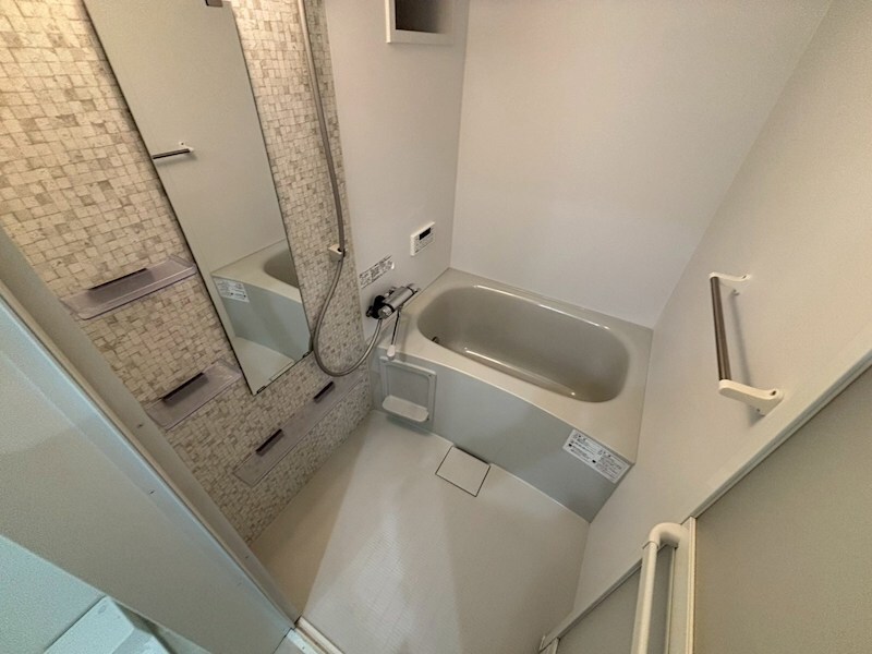 クリエオーレ猪名寺の物件内観写真