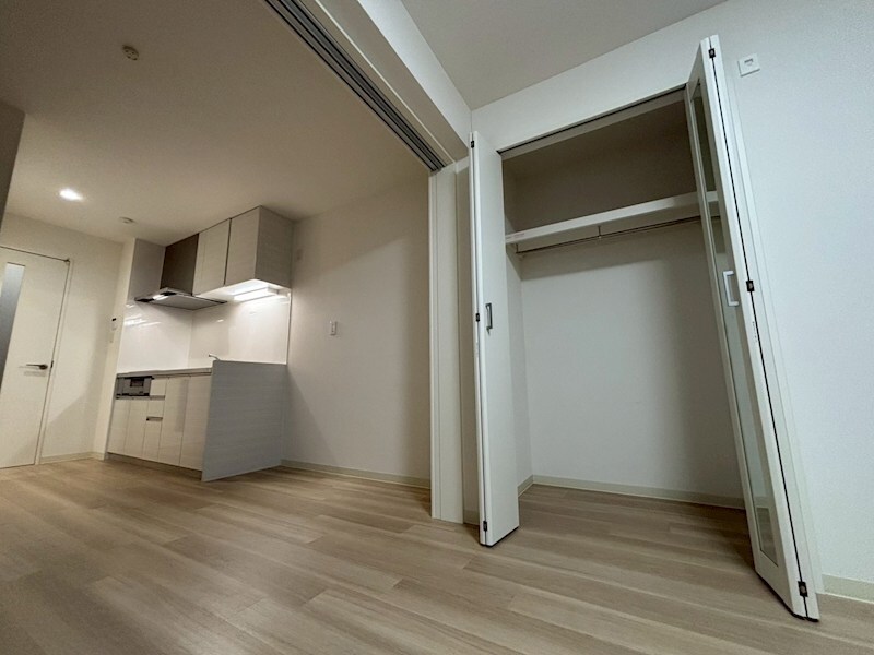 クリエオーレ猪名寺の物件内観写真