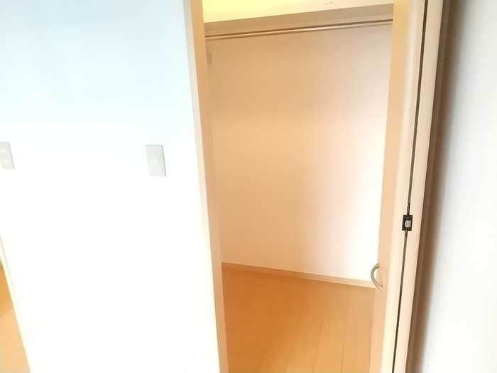 グリーンヴィラ若松の物件内観写真