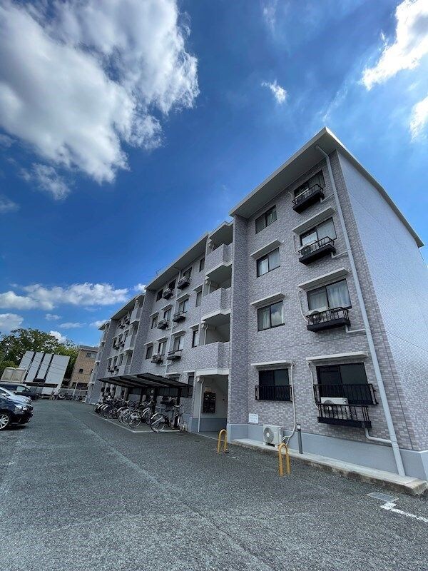 パティエールの物件外観写真