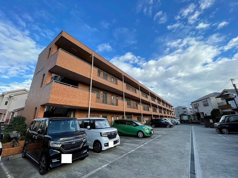 フリーダム常吉の物件外観写真