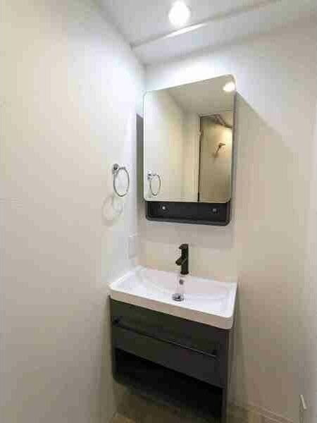 江坂駅 徒歩3分 10階の物件内観写真