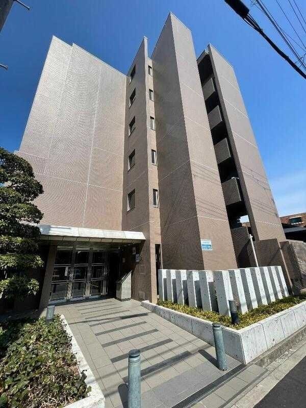 パレ上新庄の物件外観写真