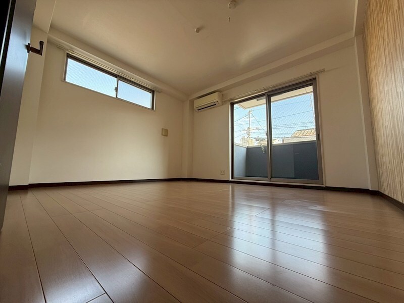 クリアエスト尼崎の物件内観写真