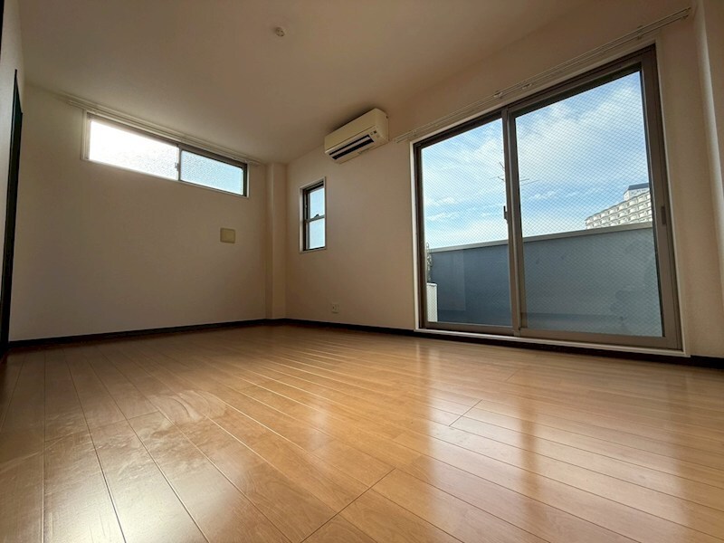 クリアエスト尼崎の物件内観写真