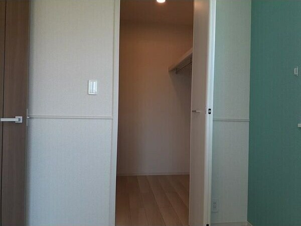 伊丹駅 徒歩29分 2階の物件内観写真