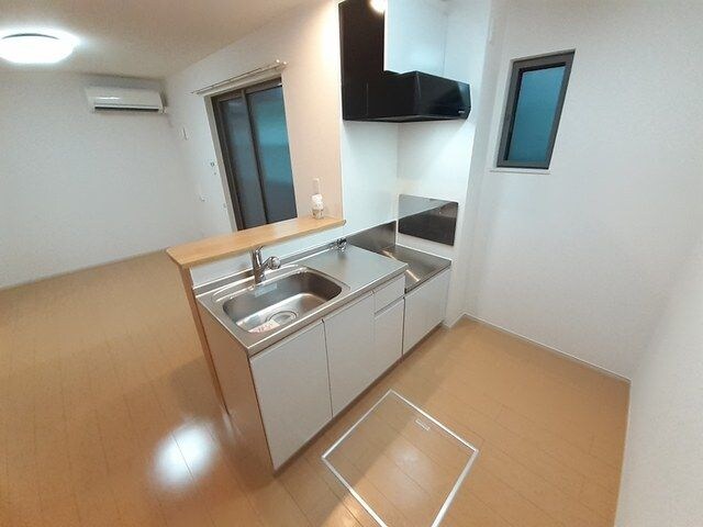 エレガント塚崎の物件内観写真