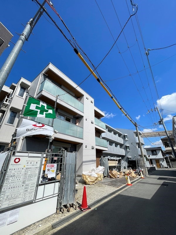 蛍池駅 徒歩5分 3階の物件外観写真