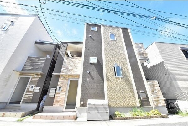 Ｌｅｖａｎｔｅの物件外観写真