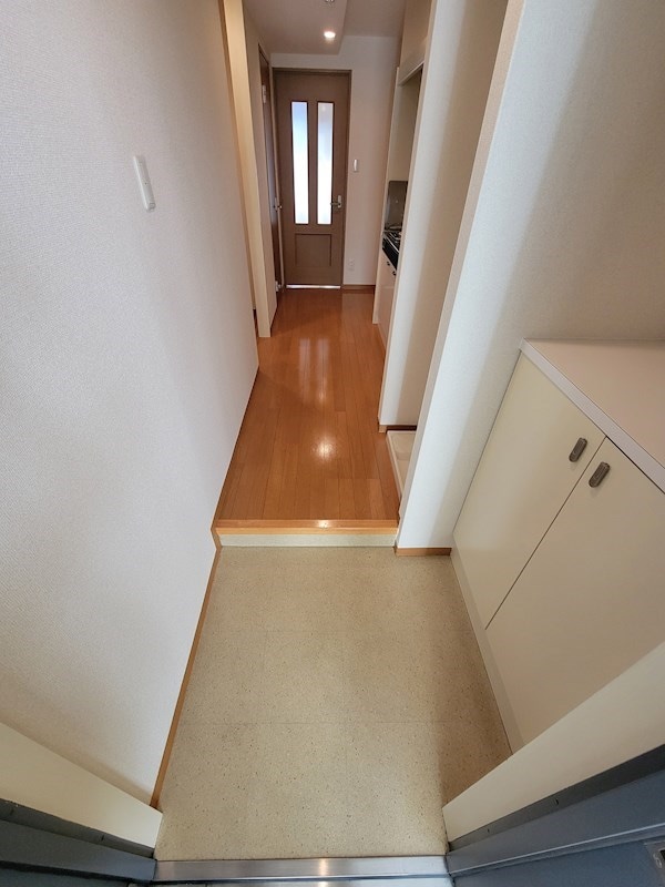 ミラクルセブン江坂の物件内観写真