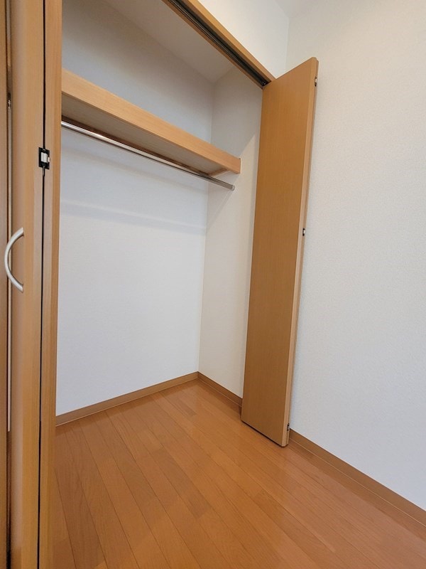 ミラクルセブン江坂の物件内観写真