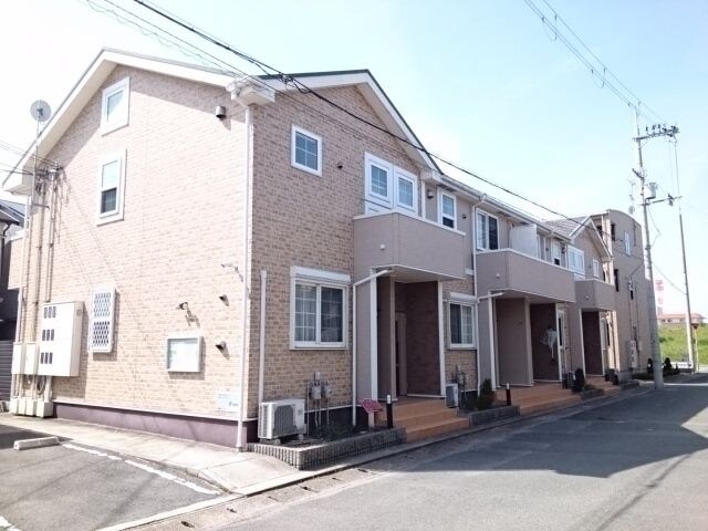 プレアルスの物件外観写真