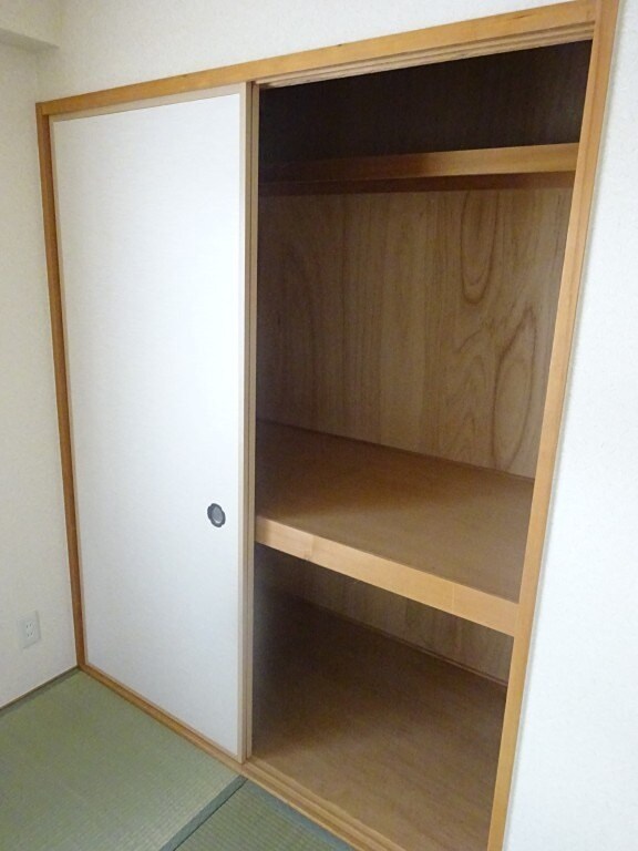 アミティエ西緑丘の物件内観写真