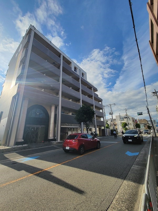 ラピスの物件外観写真