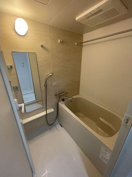 クレア・ド・ルーン伊丹の物件内観写真