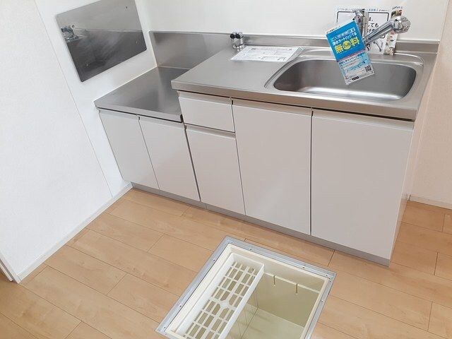 フィオーレ　デローベストの物件内観写真