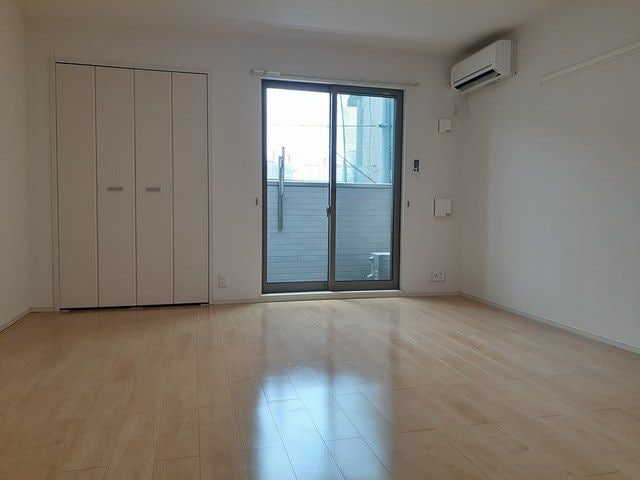 フィオーレ　デローベストの物件内観写真