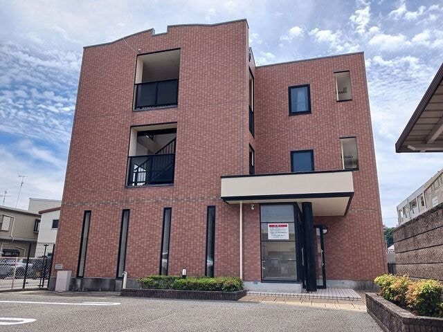 プリマヴェーラの物件外観写真