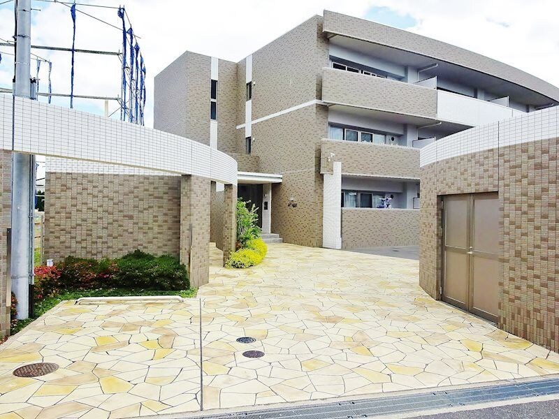 ドルフコートＫの物件外観写真