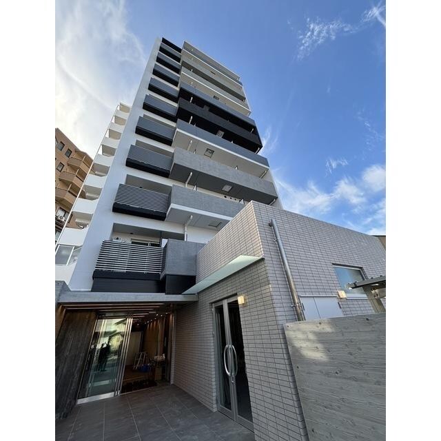 ウインズコート桜塚の物件外観写真