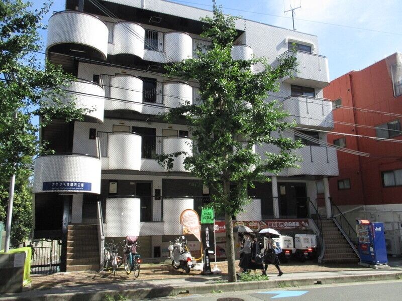 グランベガ緑地公園の物件外観写真