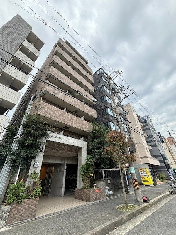 リーガル新大阪IIの物件外観写真