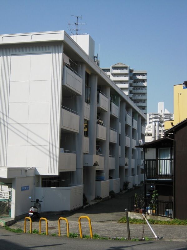 ビスタ相川の物件外観写真