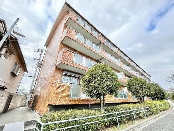 千成パークハイツアベの物件外観写真