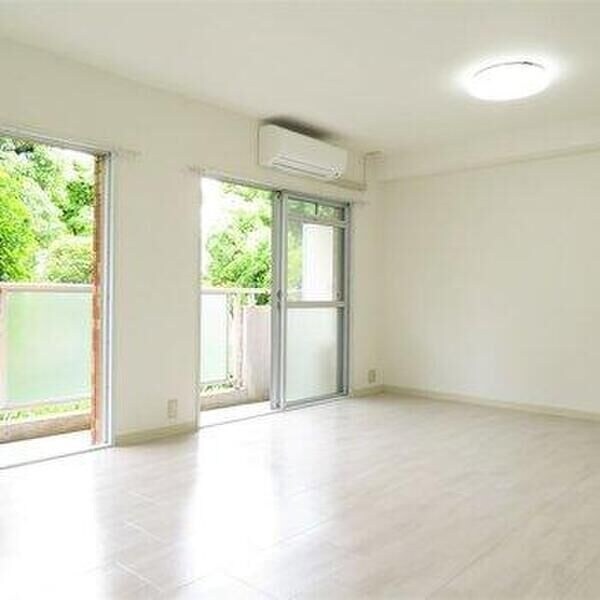 千成パークハイツアベの物件内観写真