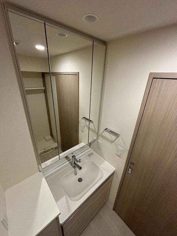 コンフォリア新大阪宮原Qの物件内観写真