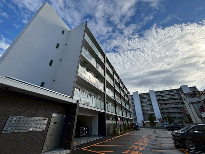 グラシス池尻の物件外観写真