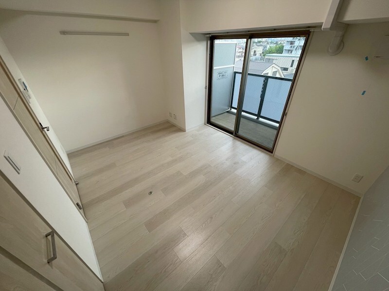 ガーデンクォーツ摂津正雀の物件内観写真