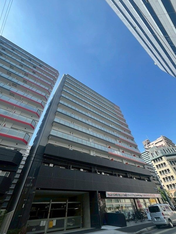 セレニテフラン新大阪の物件外観写真