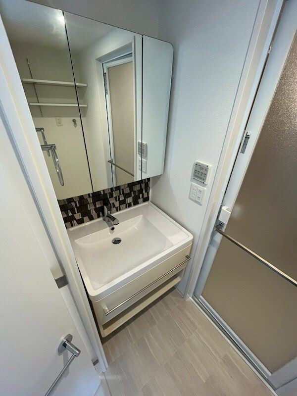 セレニテフラン新大阪の物件内観写真